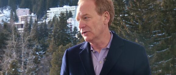 200121113856-brad-smith-microsoft-davos-super-tease.jpg