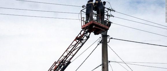 220412092557-ukraine-powerline-04082022-restricted-super-tease.jpg
