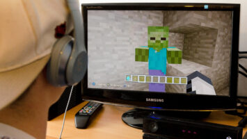 Minecraft Malware Spreading Through Mods, Plug-ins